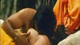 Amaterska indijska porno domaci sex filmovi glumica Shreya zavodljivo pleše na kameri